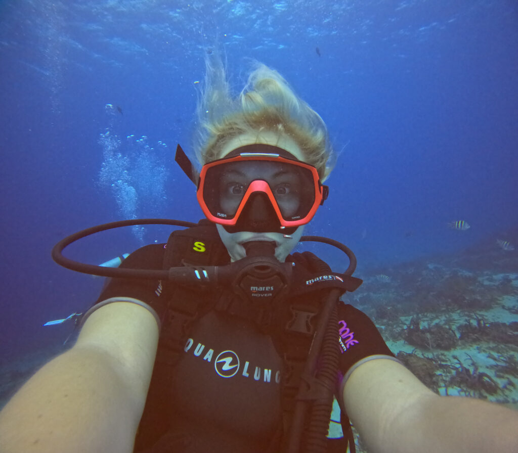 scuba diving cozumel busy bee adventures gopro underwater photography